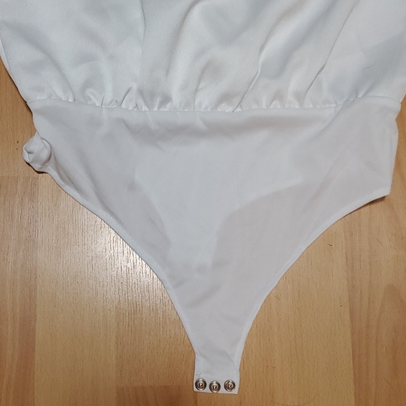**New** Shein Bodysuit - Picture 5 of 7